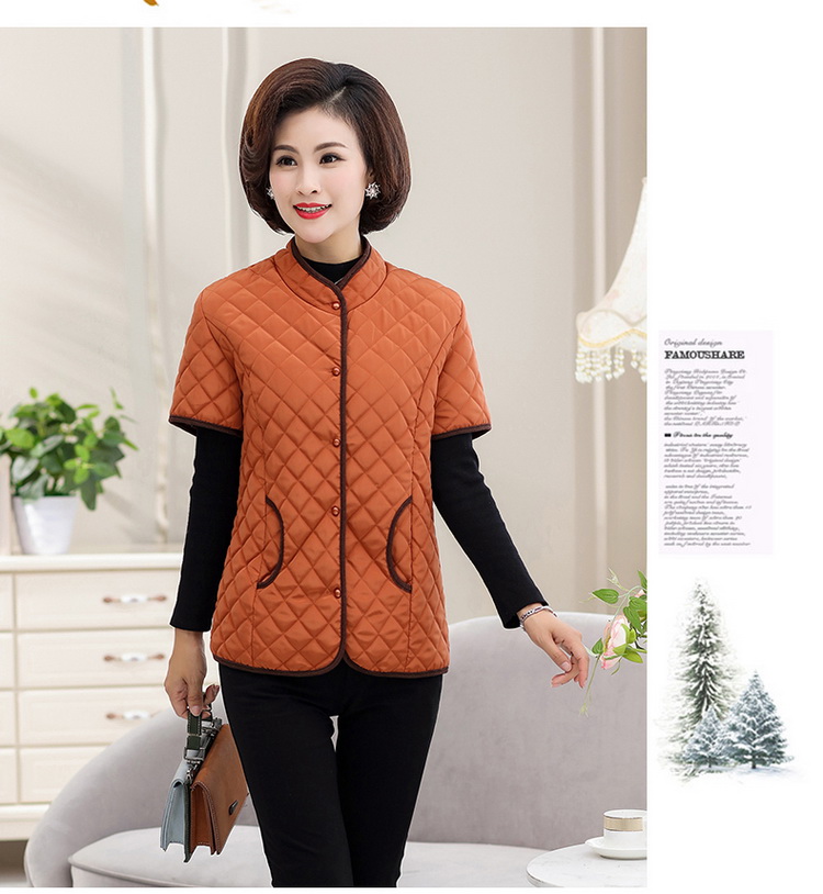 Phụ nữ trung niên mùa thu đông mặc vest cũ áo vest ngắn tay vest mẹ với áo vest cotton áo khoác jean nữ