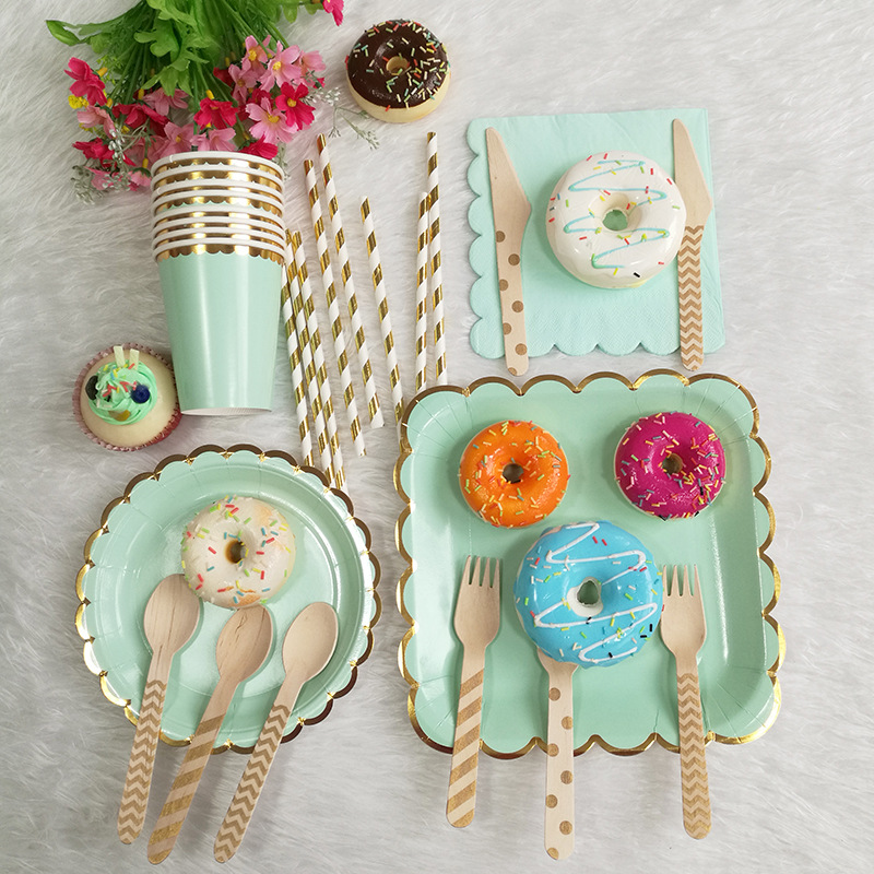 Net Red Picnic Supplies Must-have Outdoor Spring Tour Theorizer Portable Bowls Non Disposable Cutlery Paper Pan Subano Cooking Equipment