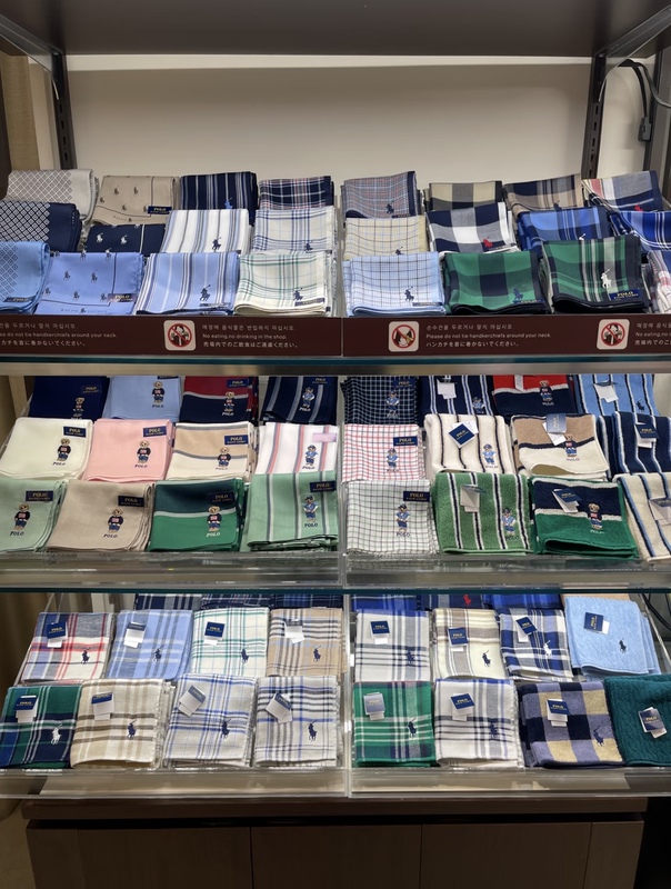 Japanese Store Purchasing Polo Ralph Lauren Square Scarf, Silk Scarf, Handkerchief, Headscarf, Special Price Japanese Store Purchasing Polo Ralph Lauren Square Scarf, Silk Scarf, Handkerchief, Headscarf, Special Price