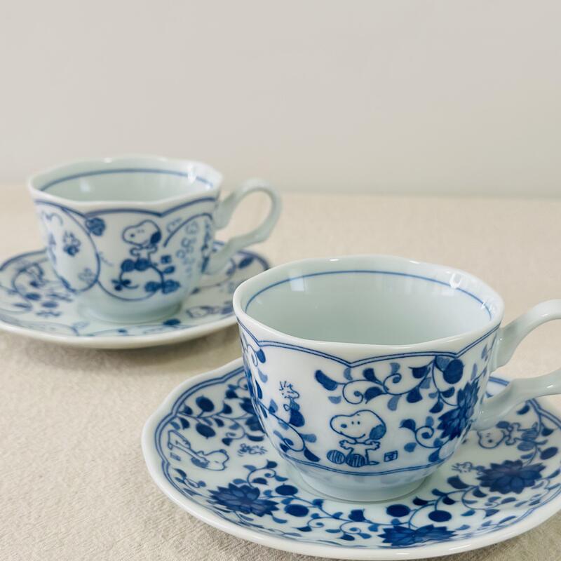 Japanese Imported Snoopy Blue Tangcao Blue and White Porcelain Ceramic Coffee Cup and Saucer Afternoon Tea Cup Jinzheng Ceramics Japanese Imported Snoopy Blue Tangcao Blue and White Porcelain Ceramic Coffee Cup and Saucer Afternoon Tea Cup Jinzheng Ceramics