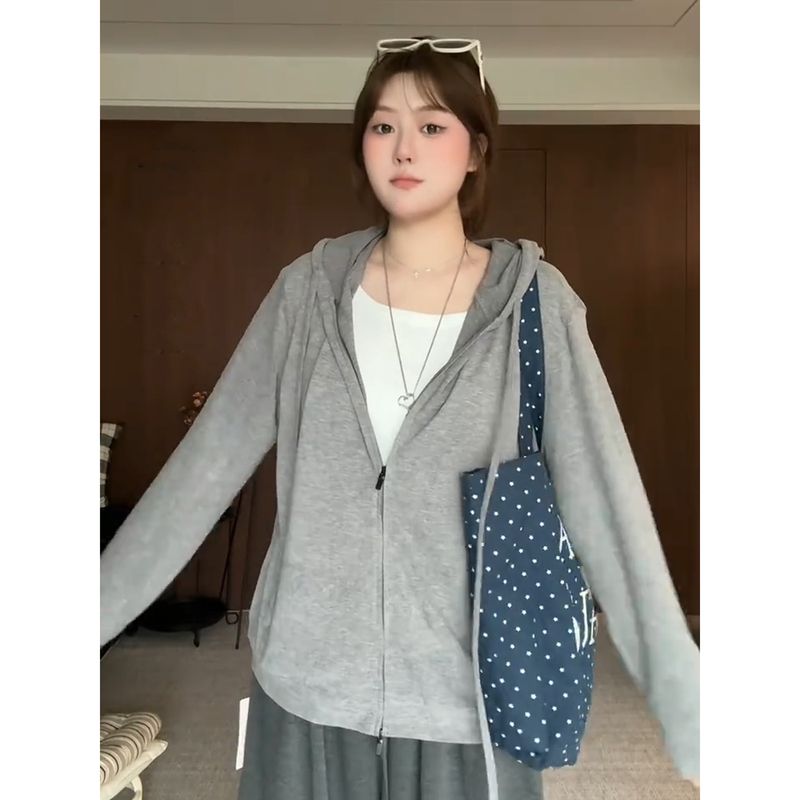 Plus Size Women's Gray Faux Two-Piece Hooded Sweatshirt Jacket, New Autumn Style for Chubby Women, Loose and Slimming Korean Style Top