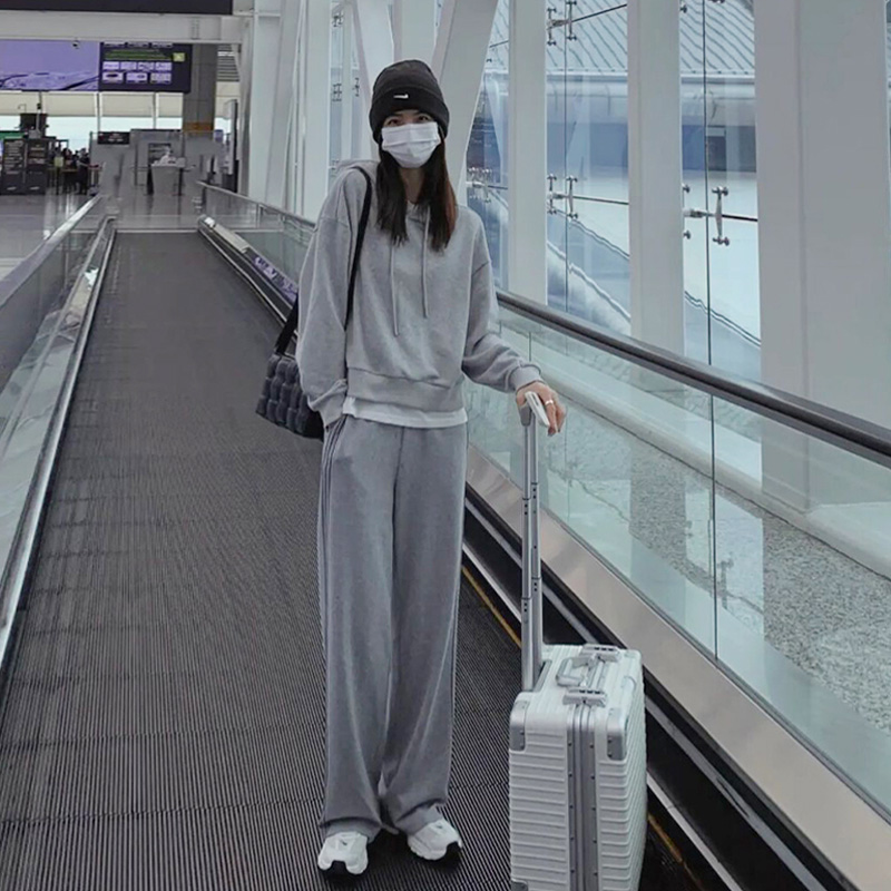 Casual Sportswear Suit Women's Spring Autumn 2022 New Fashion Foreign Pie Grey Advanced Sensation Fried Street Sweatshirt Two Sets