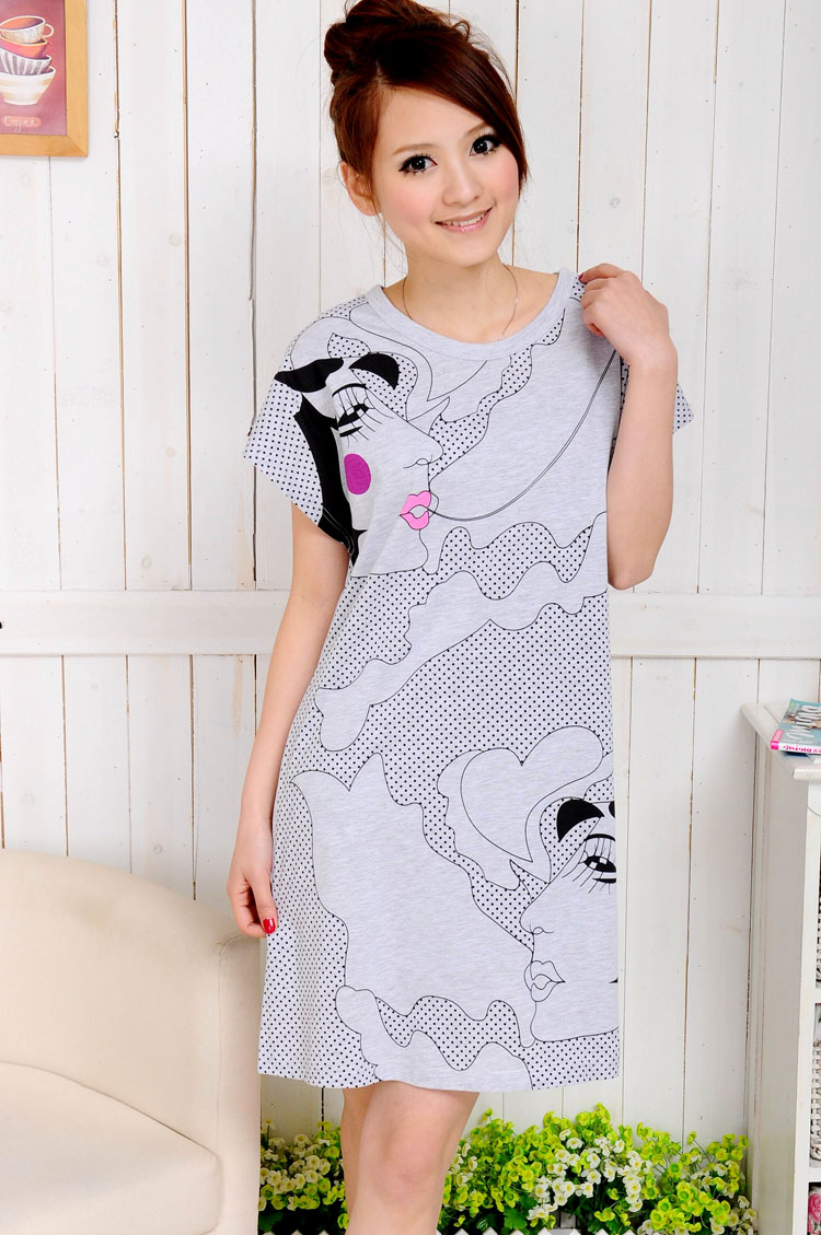 Mùa hè nữ bông trùm đầu ngắn tay nightdress vest văn hóa váy hoa trùm đầu thể thao mặc giản dị