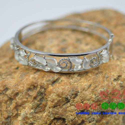 (Xing Family Workshop) Emerald Follow-Shaped Bracelet Personality Customized 18K Gold Inlay 9688