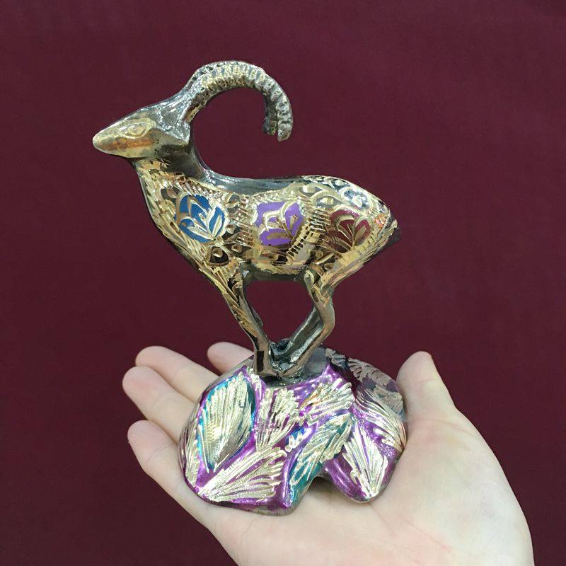 Bronze Climbing Sheep Pakistan Bronze Shea Bronze Sheep