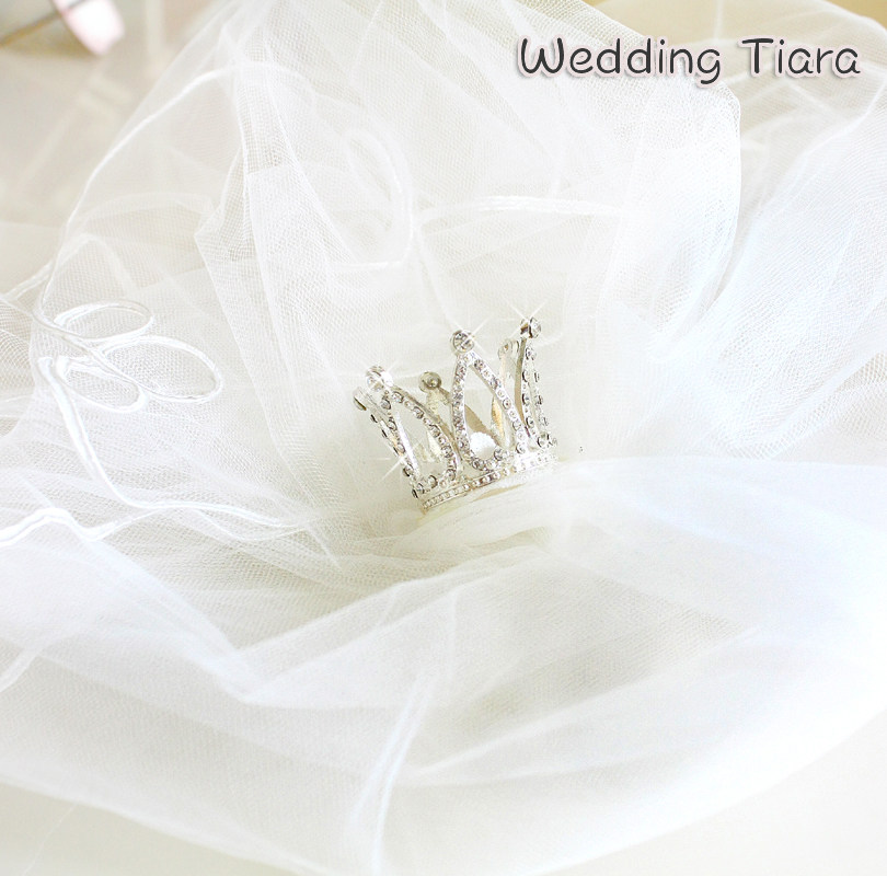 搭配婚纱*水钻皇冠狗狗纯白婚礼头纱发饰发夹宠物猫咪泰迪约克夏-Taobao  