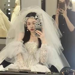 다층 푹신한 베일 신부의 주요 결혼식 베일