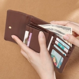 Бумажник, небольшая дизайнерская маленькая короткая сумка, кошелек, из натуральной кожи, коллекция 2023, премиум класс