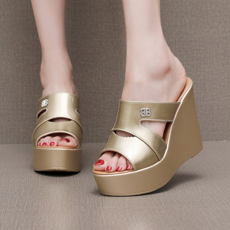 Gold 12cm Ultra-High Heel Patent Leather Sandals, High-Heeled Wedge Platform Thick-Soled Slip-On Sandals for Outdoor Wear, Platform Sole Height-Increasing Leather Sandals