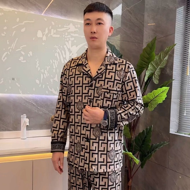 Fanjia Beauty Head Pajamas for Men, Autumn and Winter 2026 New Style, Can Be Worn Outside, Long Sleeve, Designer Style Homewear Set Fanjia Beauty Head Pajamas for Men, Autumn and Winter 2026 New Style, Can Be Worn Outside, Long Sleeve, Designer Style Homewear Set