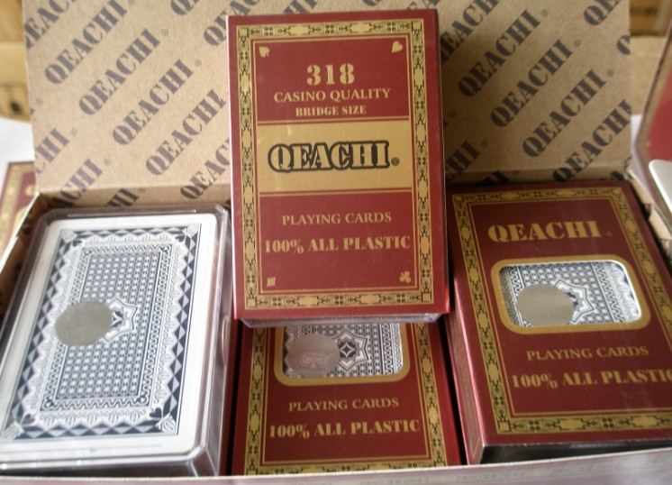 Hong Kong QEACHI Knight 318 Plastic Poker PVC Frosted Waterproof Bridge Narrow Waterproof 12 Pairs