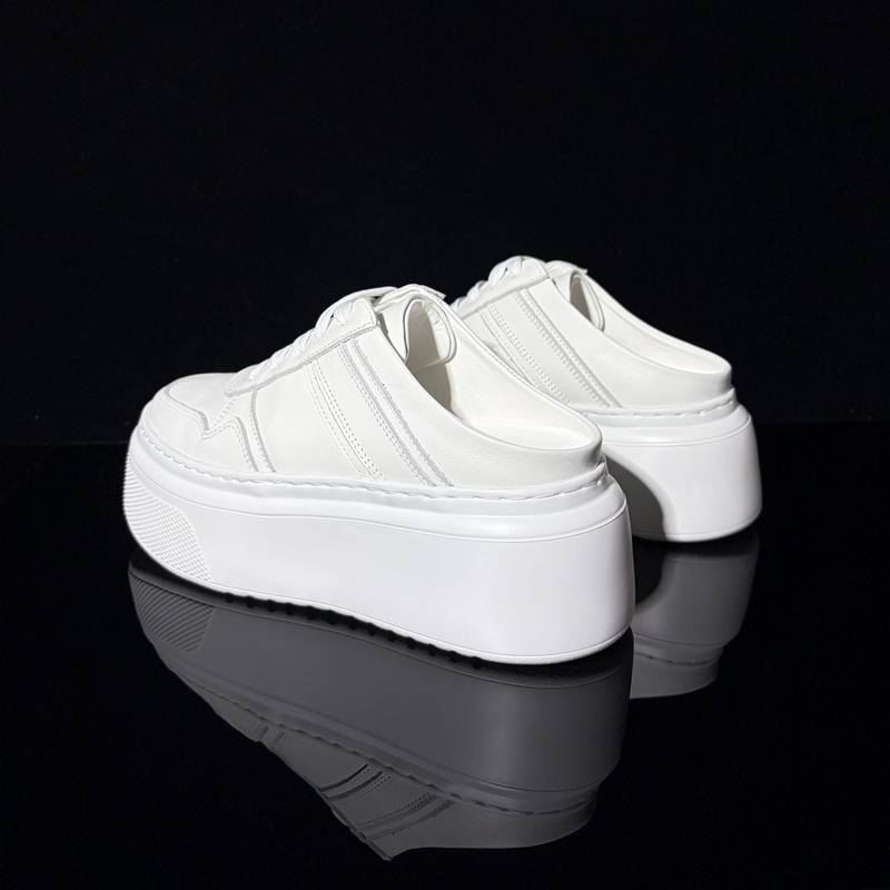 2026 Summer New Style Thick-Soled Height-Increasing 7cm Closed-Toe Half Slippers for Women, Genuine Leather, Lightweight, Backless Slip-On White Shoes