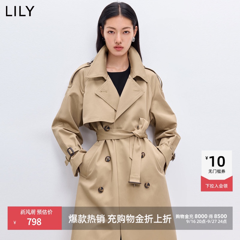 Li Qin Endorses Lily26's New Waist-Cinching Slim-Fit Commuter Coat, Vintage British Style Long Khaki Trench Coat for Women Li Qin Endorses Lily26's New Waist-Cinching Slim-Fit Commuter Coat, Vintage British Style Long Khaki Trench Coat for Women