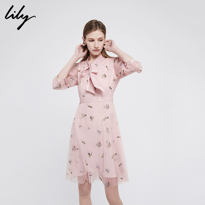 Lily2020 mùa hè mới của phụ nữ nữ màu hồng lưới thêu thêu eo áo giảm béo tay áo đầm - Váy eo cao