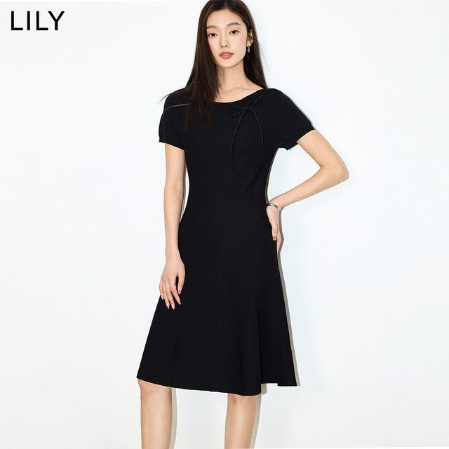 LILY2024 ເຄື່ອງນຸ່ງຜູ້ຍິງລະດູໃບໄມ້ປົ່ງໃໝ່ retro temperament elegant A-line high-waist drape commuting dress little black skirt