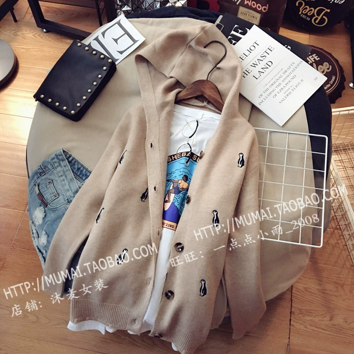 Mu Mai Women Áo dài tay thêu thêu cardigan Áo khoác nữ 2018 Thu mới Trùm đầu áo len tay phồng