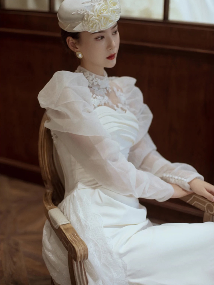 Retro cocktail wedding dress for princess, French retro style, long sleeve, lace dress, puff sleeves Retro cocktail wedding dress for princess, French retro style, long sleeve, lace dress, puff sleeves