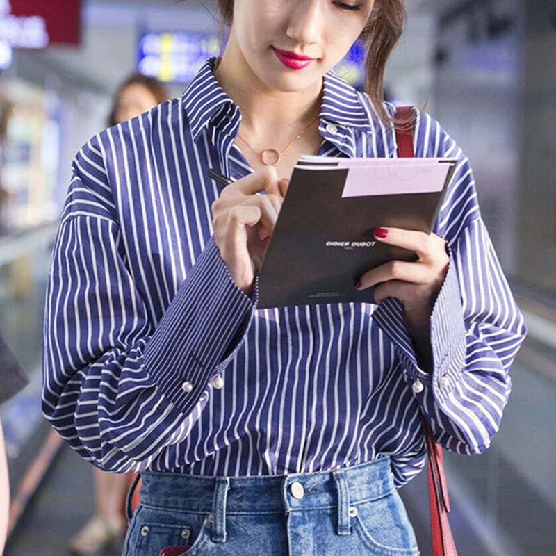 Blue Striped Shirt for Women with a Unique Design, 2024 Spring/Summer New Vintage Hong Kong Style, Loose Long-Sleeve Celebrity Style Blue Striped Shirt for Women with a Unique Design, 2024 Spring/Summer New Vintage Hong Kong Style, Loose Long-Sleeve Celebrity Style