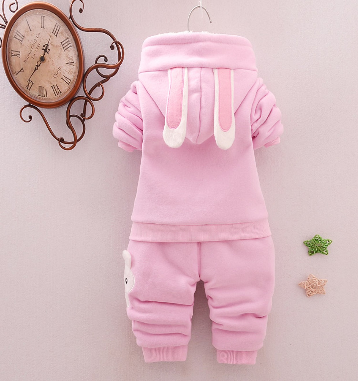 Quần áo trẻ em mới mùa đông bé gái bé gái 6 tháng tuổi bé 1-2 tuổi xuân 3 phiên bản Hàn Quốc 4 cộng với bộ đồ nhung dày quần jean trẻ em