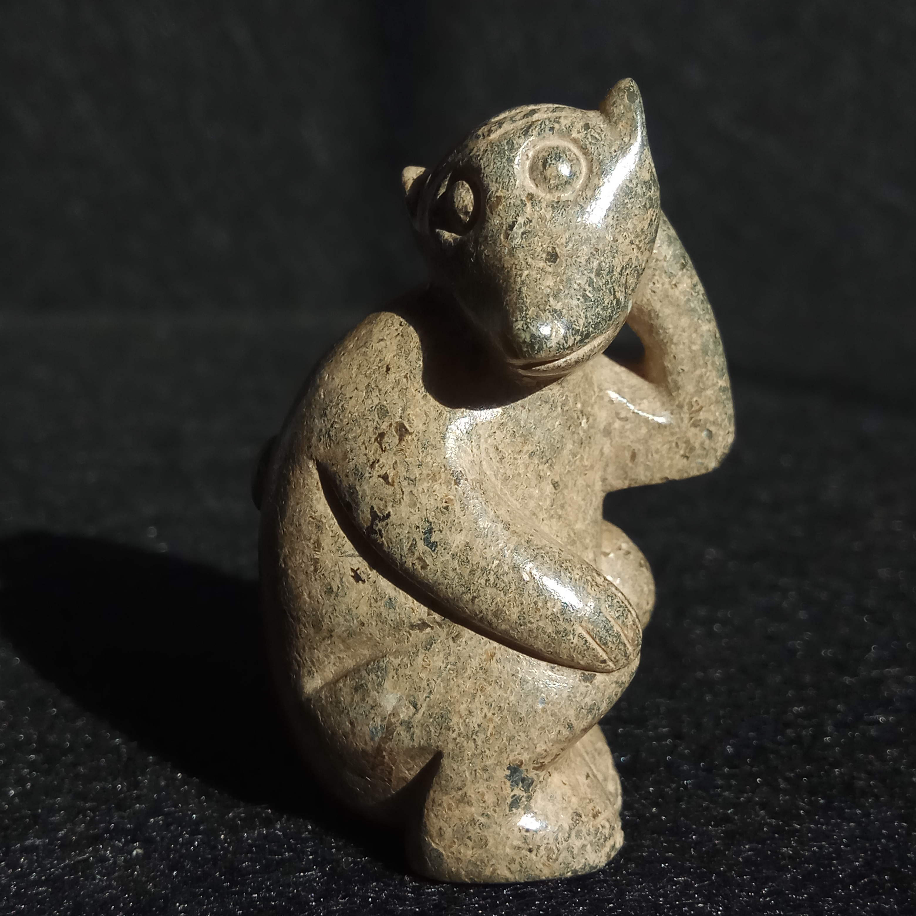 高古玉唐宋玉器汉代老和田玉玉猴手把件摆件