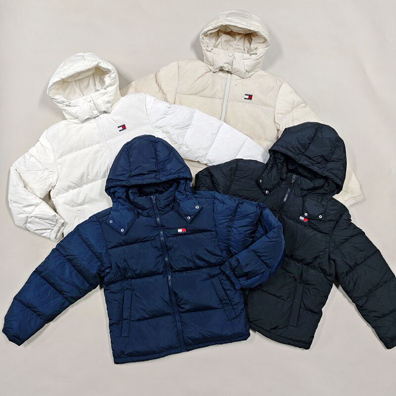 Tommy Ultra-Lightweight Bread-Style 90% down Unisex Retro Embroidered Small Logo Detachable Hood Warm down Jacket Tommy Ultra-Lightweight Bread-Style 90% down Unisex Retro Embroidered Small Logo Detachable Hood Warm down Jacket