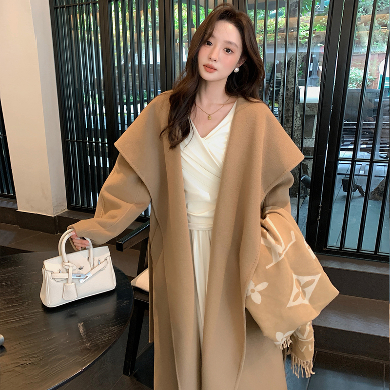2025 New m Brand Lazy Style Large Lapel Double-Sided Cashmere Coat for Women, Mid-Length Belted Woolen Coat for Women