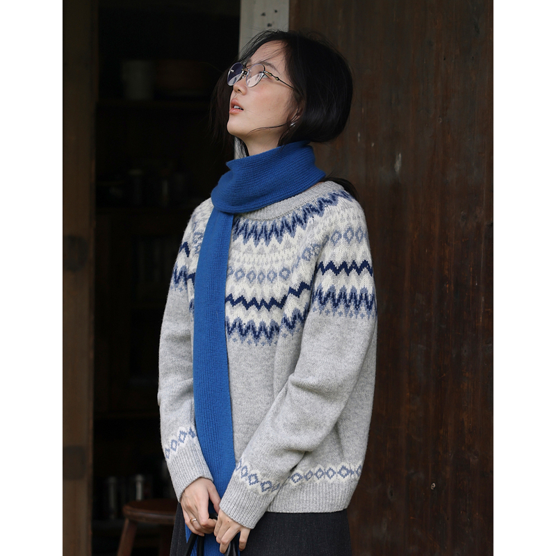 Munns Fluffy Texture, Jacquard Pattern 100% Wool Fair Isle Vintage Pullover Knit Sweater