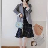 Сумка через плечо, цепь, небольшая дизайнерская акриловая сумка подмышку, в стиле Шанель, коллекция 2023, из натуральной кожи, на цепочке, тренд сезона