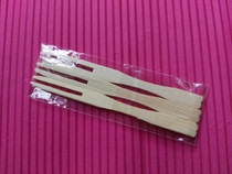 Independent packaging bamboo fruit fork bamboo fork mooncake fork disposable cake fork disposable cake fork fruit fruit two teeth small fork