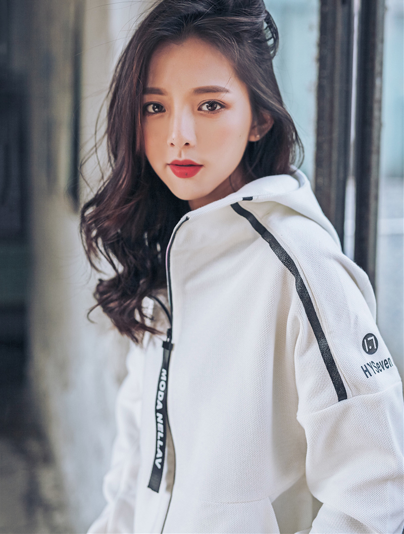 Spring and autumn sports jacket Fitness running top Women's quick-drying long-sleeved zipper hooded sweatshirt Yoga suit casual loose