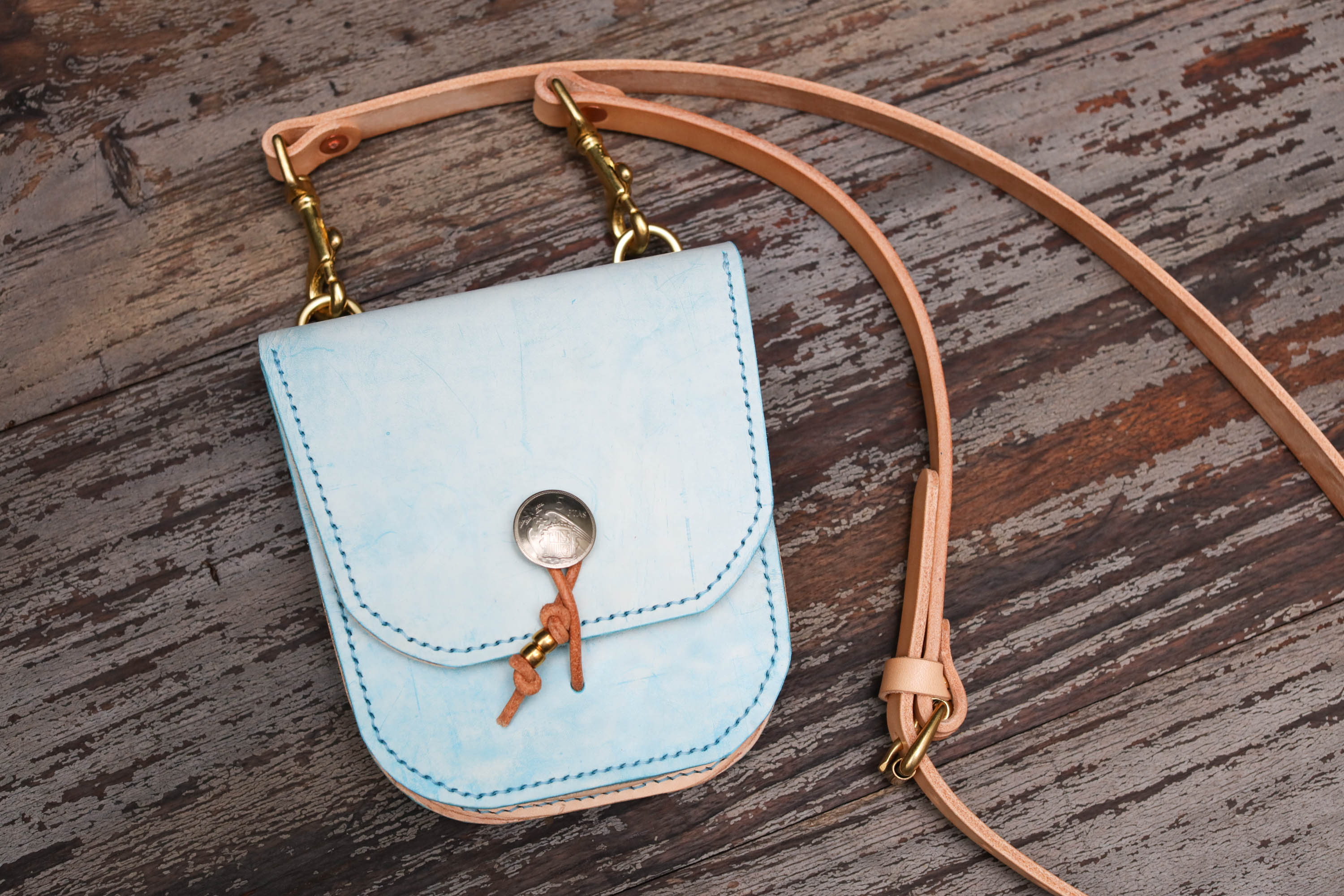 Wanpi Sangzhi x Knight Bag Waist Bag Carry-on Bag Messenger Bag Top Layer Cowhide Retro Customizable