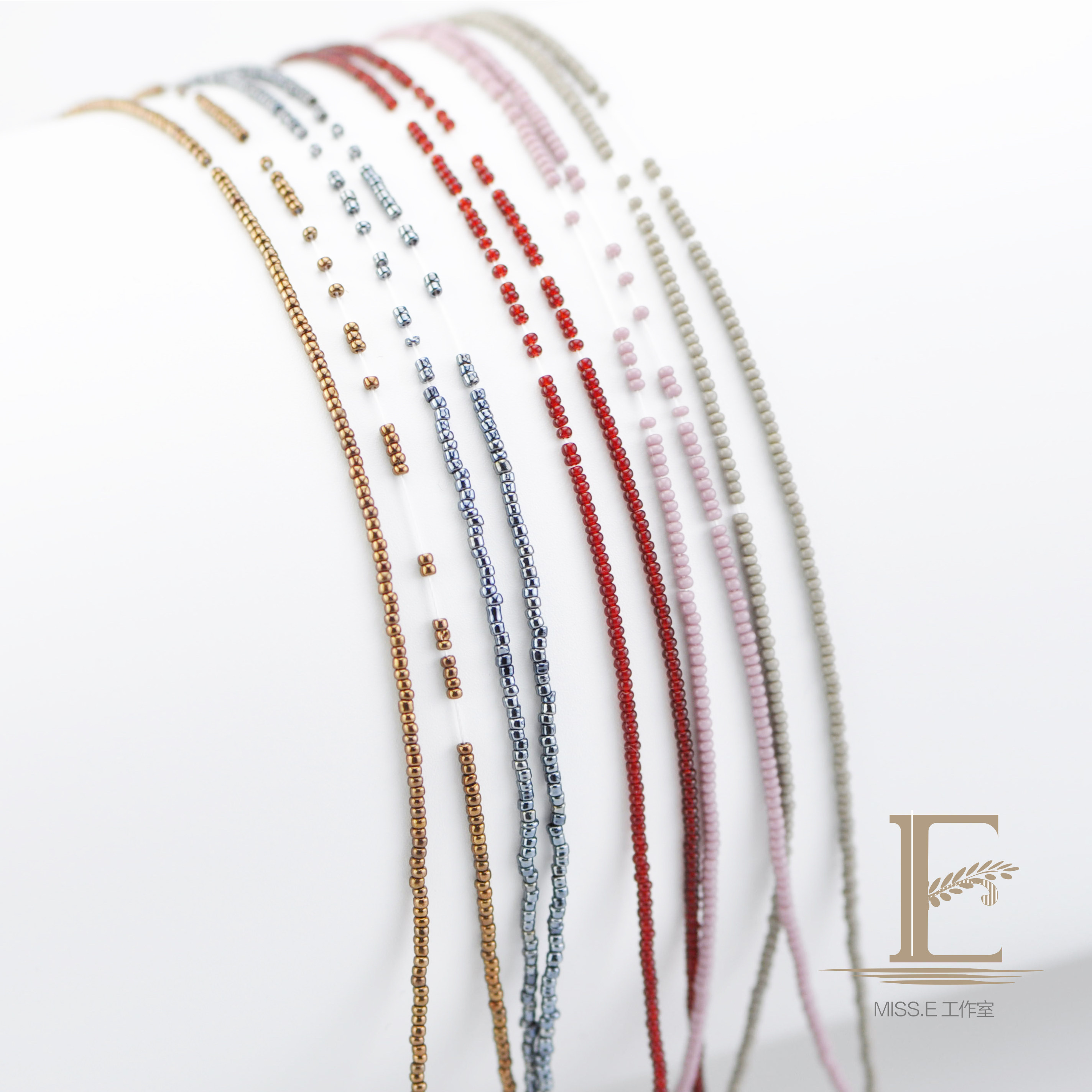 French embroidery rice beads Czech imported rice beads 1 5mm a string of 50cm about 250 multi-color