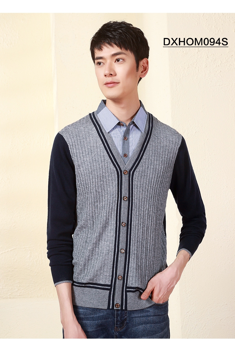 Red bean nam dệt kim áo len nam mùa xuân thường nhấn màu áo len nam ve áo giả hai mảnh khảm d9 - Cặp đôi áo len cardigan nữ