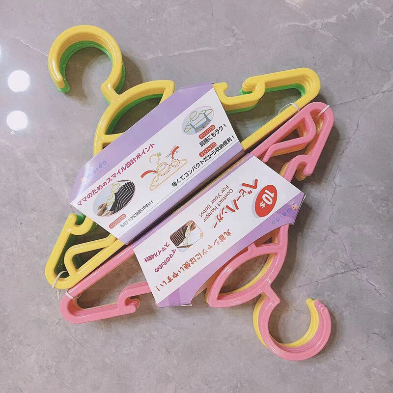 Japanese children clothes hangers baby small baby home without mark clothes hanghanger children small number of clothes rack