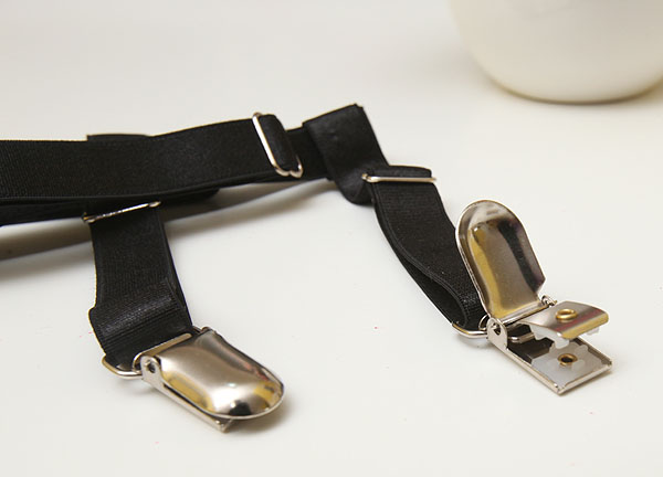 Garter vành đai đôi sử dụng chân vòng móc thời trang chống trượt kim loại mỏ vịt kẹp garter clip garter khóa áo sơ mi dây đai bó sát