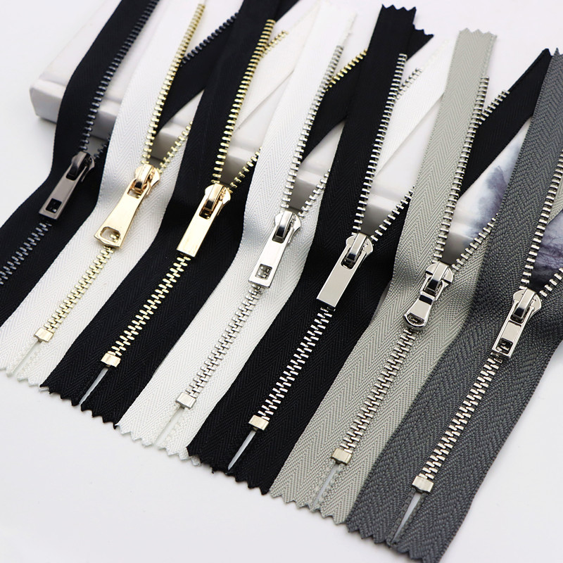 No. 3 Y-Shaped Metal Zipper for Pants, Dresses, Clothes, Back Diy, Pure Copper Zipper for Pencil Cases, Bags, and Garment Accessories