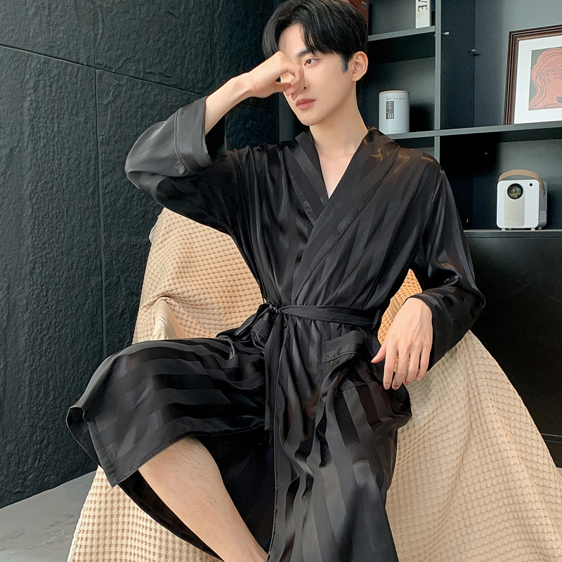 Men's Summer Ice Silk Thin Mid-Length Bathrobe, High-End Pajamas, Long-Sleeved, Large Size, Black Dressing Gown, Home Wear