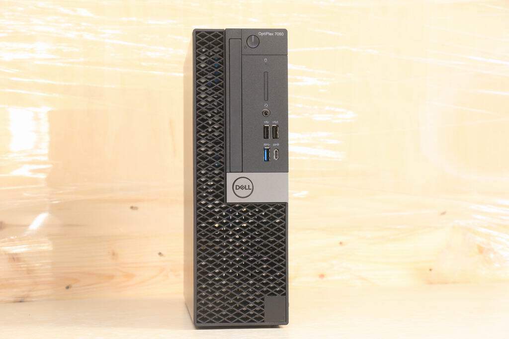 The new DELL OptiPlex 7060 SFF SFF Serial Port 8 Generation 9 Generation Commercial Machine Win 7
