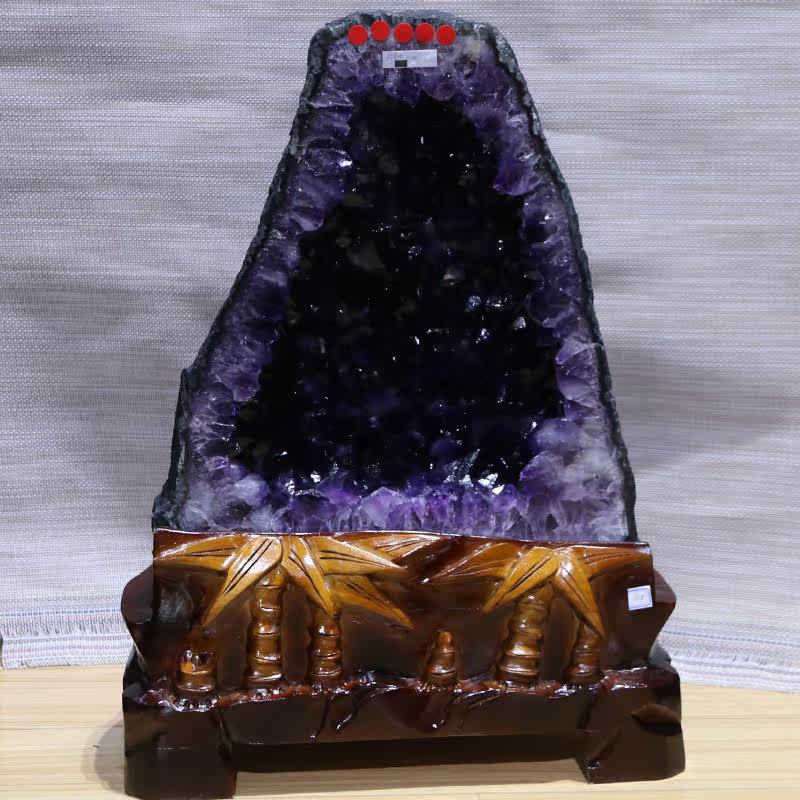 Fake one penalty ten collection of natural purple crystal cave office recruitment of Jiubao basin home real - life auction parts