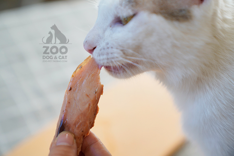 Zoo 卡 乐 10 con gà luộc trắng nhỏ mực mực thành mèo và mèo ăn nhẹ - Đồ ăn nhẹ cho mèo hạt cuncun cho mèo