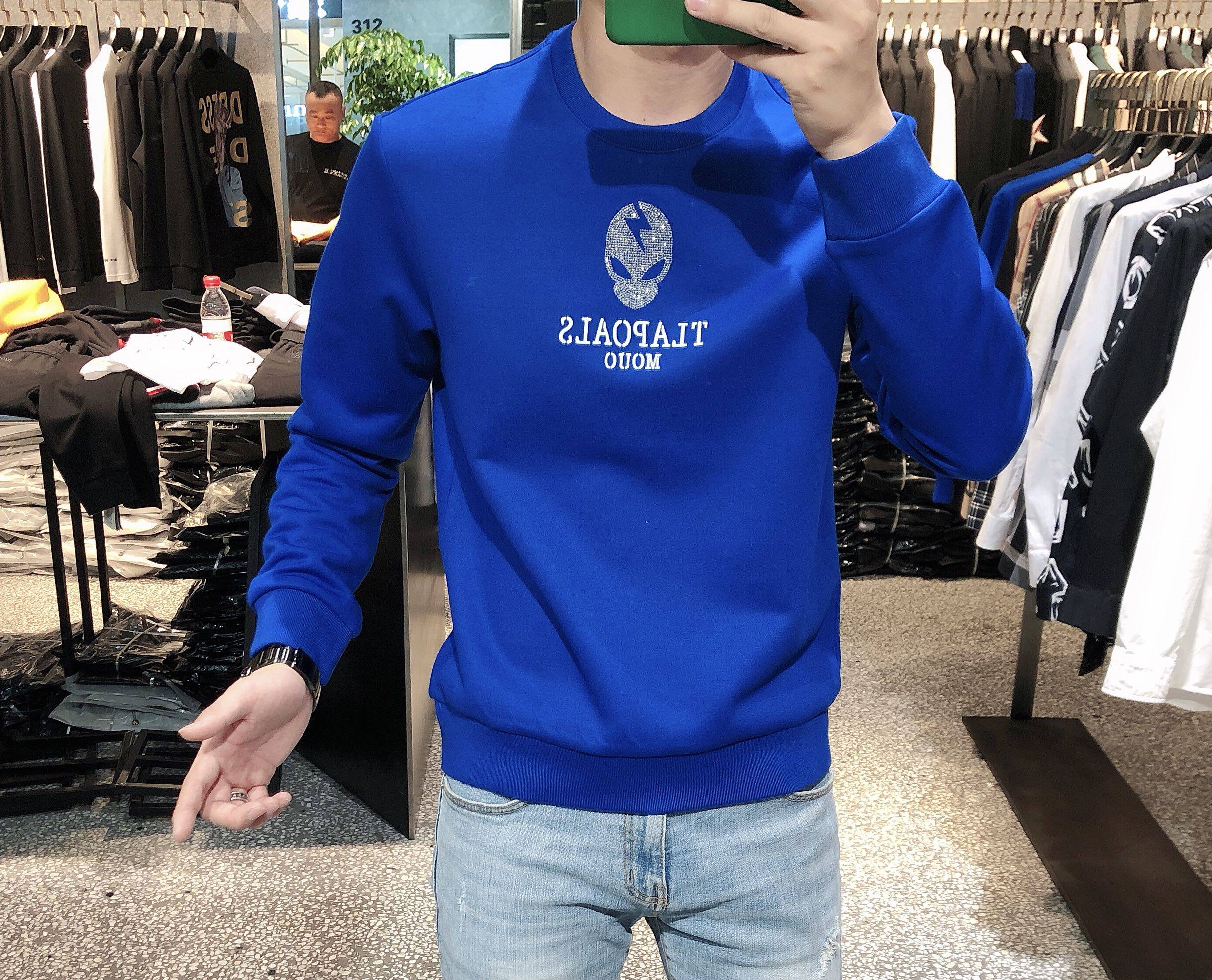 Net red hot and diamond embroidered sweaty men's new European and American Chauded blouses rounded collar and men's thick T-shirts for the bottom jersey