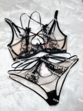 Agent Provocateur фото