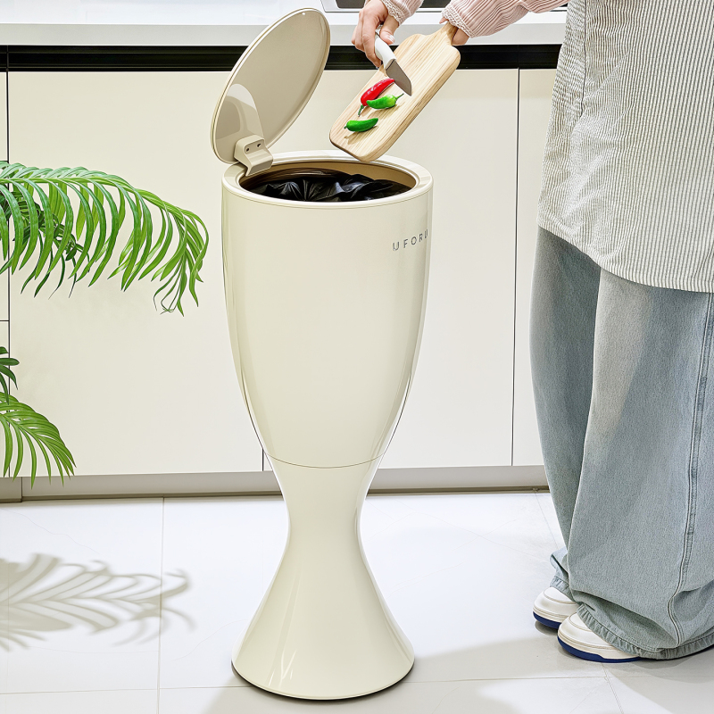Kitchen Trash Can, No Need to Bend Over, 2026 New Model, Household Living Room, Light Luxury, High-End, Large Size, Large Capacity, with Lid, High Aesthetic Value