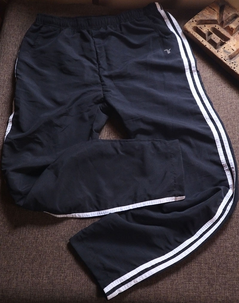 Foreign trade tail single sports trousers men's spring and summer fitness training running straight pants quick-drying with side strip casual pants tide