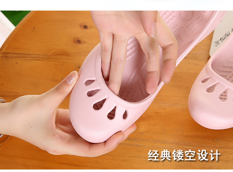 19 đôi giày mới lỗ nữ phiên bản Hàn Quốc của phụ nữ dép đi vườn nữ mùa hè đế bằng phẳng giày đi biển dép nữ chống trượt sandal nữ hàn quốc
