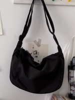 Минималистская версия темной ночи меньше, нет маленькой подвесной сумки