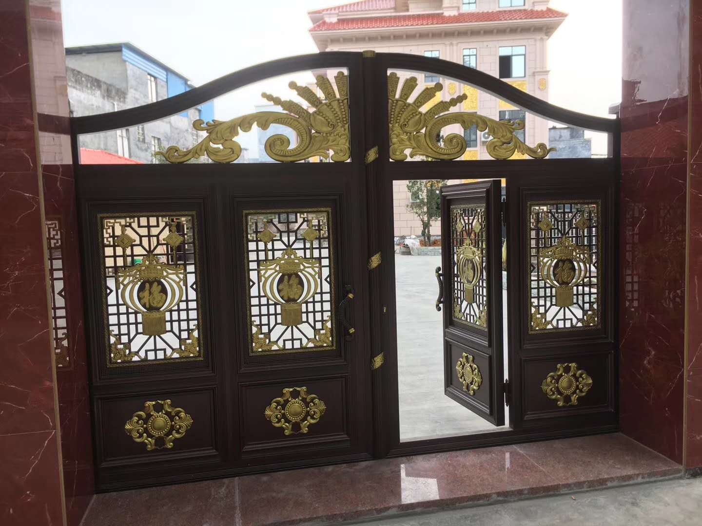 Shanghai aluminum art door Luxury villa courtyard cast aluminum door Electric double door Electric translation aluminum art door