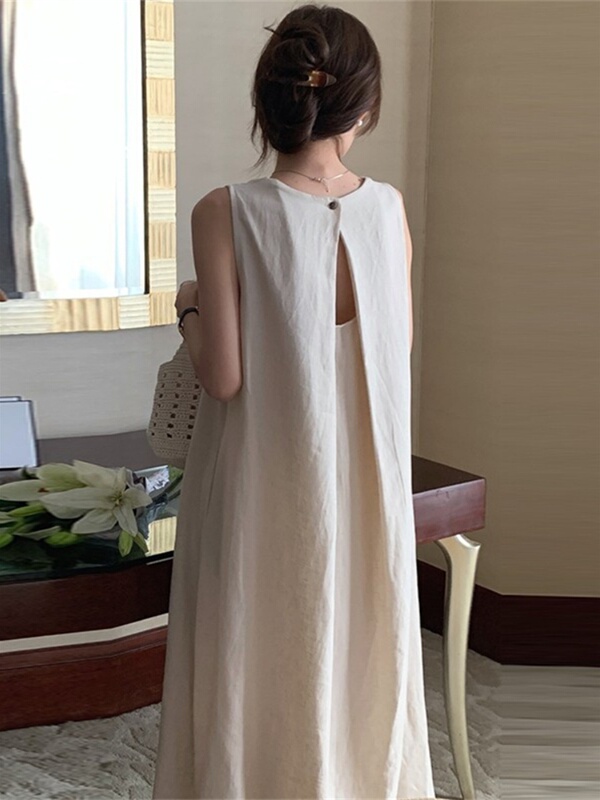 Korean Chic Summer Style One-Button Hollow-Out Tank Dress for Women, Backless Sleeveless Loose Long Dress for Women Korean Chic Summer Style One-Button Hollow-Out Tank Dress for Women, Backless Sleeveless Loose Long Dress for Women