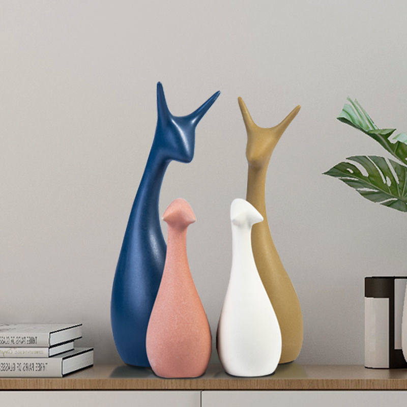 High-end atmosphere upper class ceramic pendulum decoration modern light extravagant upscale style wine cabinet home living room decorations creativity