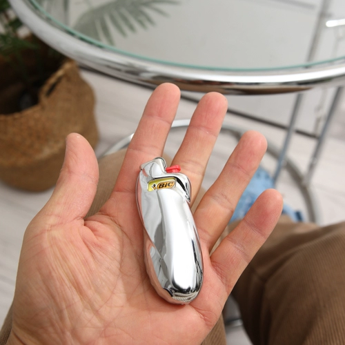 Велосипедная зажигалка J5 Металлическая броня набор алмаза в форме оболочки импортированный песчаный колесо Одноразовый шкив Мех зажигал